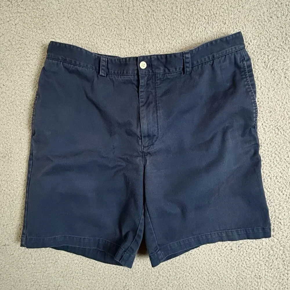 Vineyard Vines Dark Blue Men's Shorts size 36